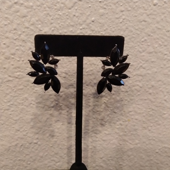 Onyx Black and Silver diamante Earrings - Picture 4 of 5